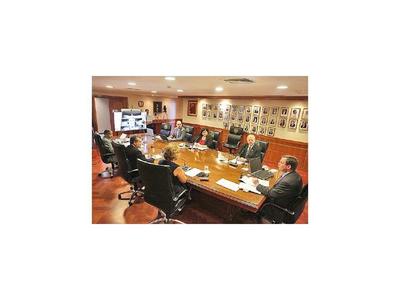 Corte: Anulan licitación para seguro médico de ministros
