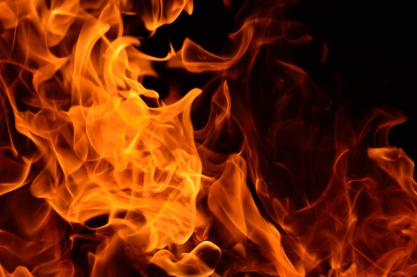 ¿Dios nos libra del horno de fuego? Podcast con Arturo González.