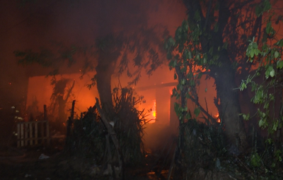 Incendio en barrio Fátima consumió varias viviendas y dejó sin nada a numerosas familias