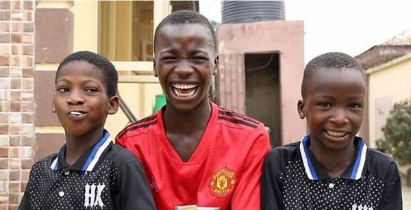 Tres adolescentes nigerianos graban un remake viral de “La casa de papel” - Cine y TV - ABC Color