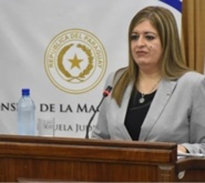 Pedirán juicio político contra Sandra Quiñónez - Paraguay.com