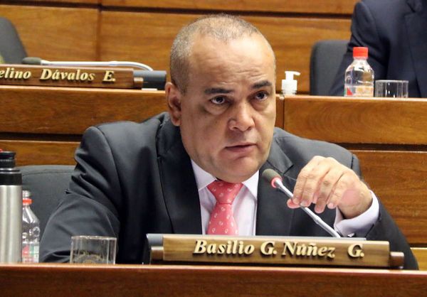 Diputado cuestiona ligereza con la que anuncian juicio a fiscal General