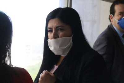 Otorgan medidas alternativas a la prisión a la diputada Del Pilar Medina » Ñanduti