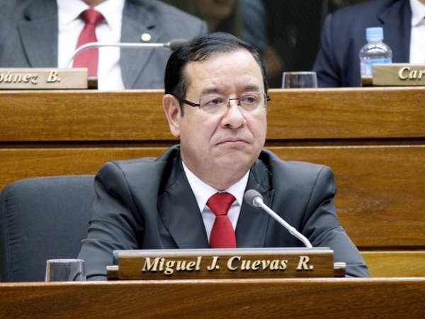 Ratifican prisión preventiva para el diputado Miguel Cuevas
