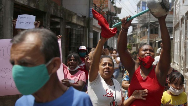 Saqueos y trapos rojos, el retrato del hambre en Colombia