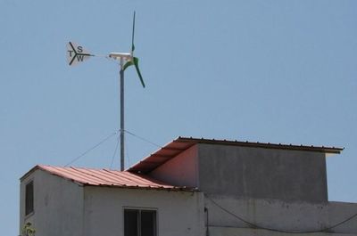 Por el precio de un teléfono pode tener energía por 20 años con una turbina eólica - Paraguay Informa
