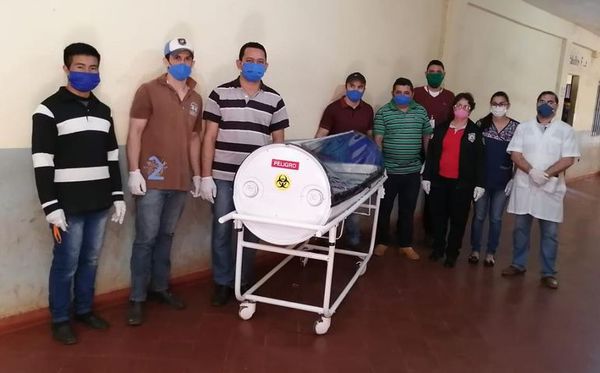 Internos del penal de PJC crearon cápsula para transportar pacientes con COVID-19 - Nacionales - ABC Color