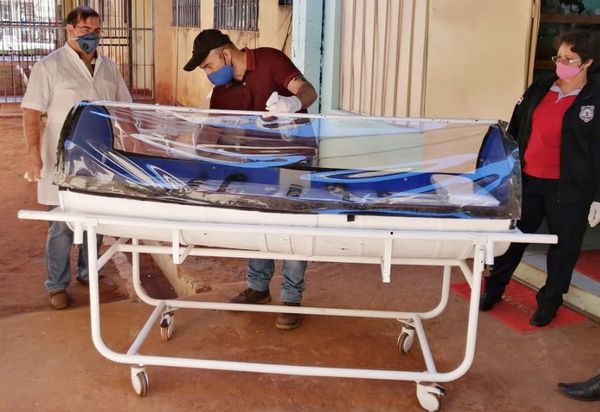 COVID-19: internos del penal de PJC fabrican cápsula para trasladar pacientes