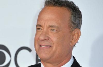 Tom Hanks envió una máquina de escribir a niño víctima de bullying - C9N
