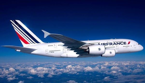 Francia y Holanda rescatan aerolíneas