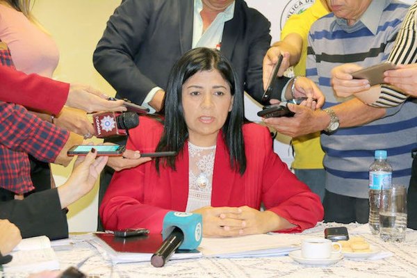 Le dan medidas alternativas a la dipu Del Pilar | Crónica