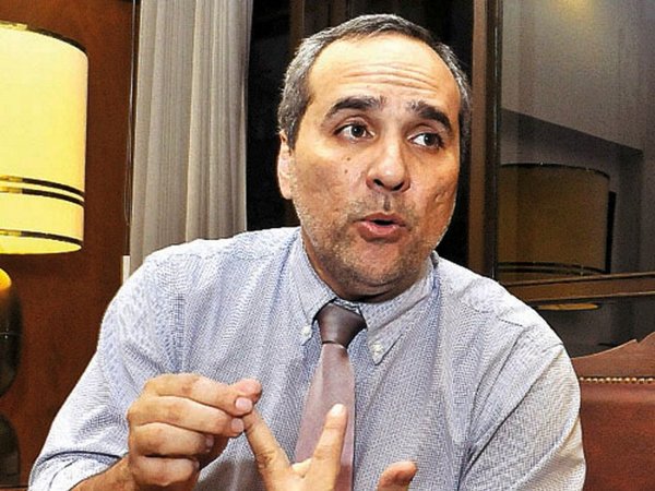 Deuda trepa al 27% del PIB y urgen reformas para avalar sostenibilidad