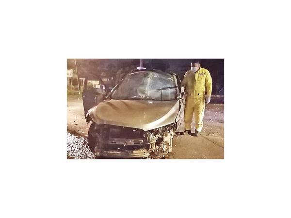 Itaipú inicia sumario a médico tras chocar una camioneta