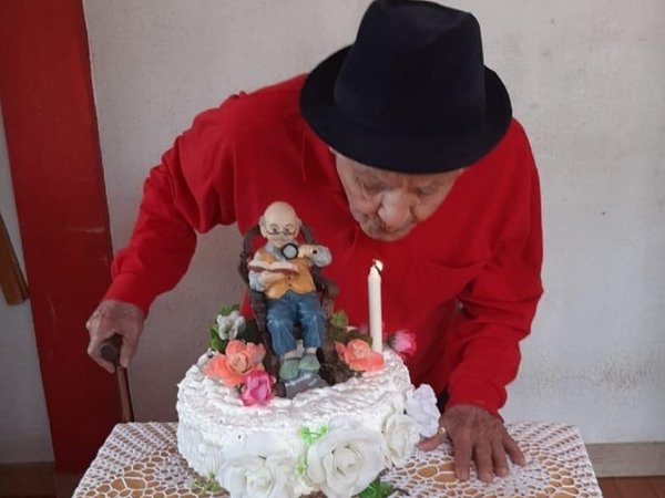 Ex combatiente cumple 106 años en Carmen del Paraná