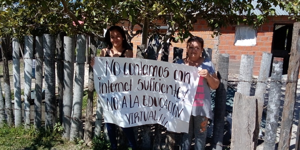 Casadeños se manifiestan contra educación virtual que no es para escasos recursos