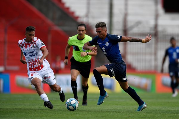 Argentina, lejos del fútbol
