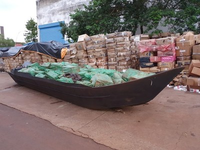 Decomisan dos BOTES cargados con CIGARRILLOS PARAGAYOS