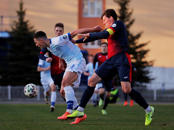 Cuatro líderes en la liga de Bielorrusia, que no para