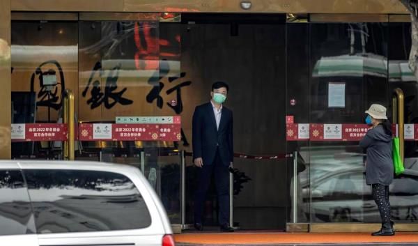 Wuhan registra solo una docena de infectados “activos” con COVID-19 - Mundo - ABC Color
