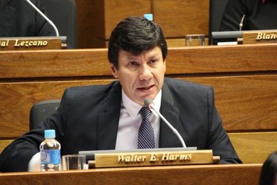 Piden que se investigue la llamativa DDJJ del ministro de Anticorrupción
