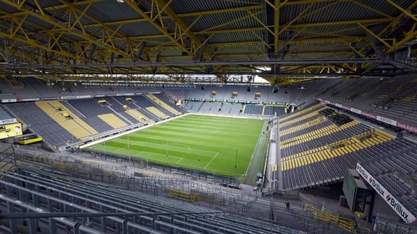 HOY / El Dortmund dice que la Bundesliga se hundirá si no se reinicia la temporada