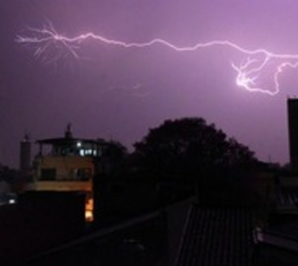 Meteorología anuncia tiempo muy severo para esta tarde  - Paraguay.com
