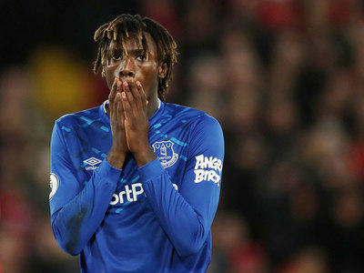 Everton pide disculpas por el desliz de su futbolista Moise Kean