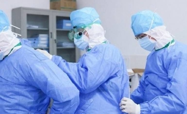 HOY / Más equipos de bioseguridad y testeos para personal de salud: reclamos de gremio médico y de enfermería