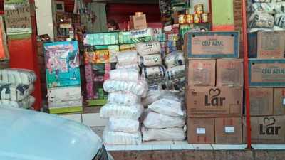 MERCADERÍAS que ingresaron de CONTRABANDO son ofertado en todas partes y GOBIERNO los IGNORA