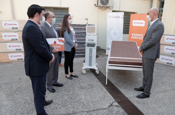 Copetrol donó un ventilador pulmonar de alta tecnología y 100 camas con colchones a Salud | Lambaré Informativo