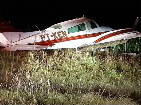 Avioneta con matrícula brasileña fue abandonada tras aterrizaje forzoso
