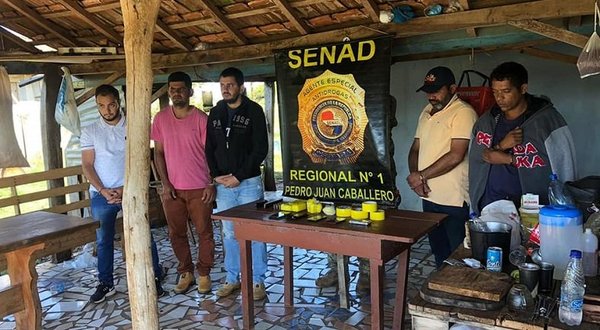 Incautan drogas y armas en mega operativo en Capitán Bado | Noticias Paraguay