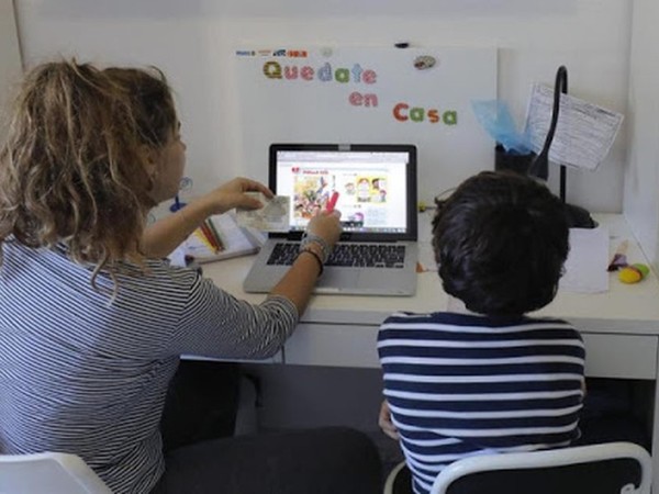 Colegios Privados no ven inconvenientes a que alumnos se gradúen este año bajo la modalidad virtual
