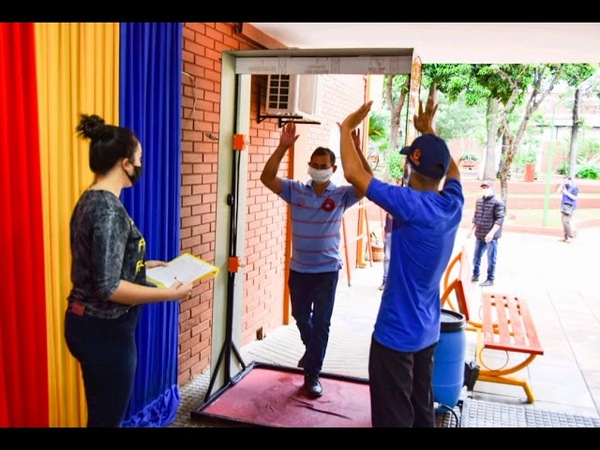 BAJO ESTRICTAS MEDIDAS, MUNICIPIO INICIÓ ATENCIÓN PARA TRÁMITES URGENTES