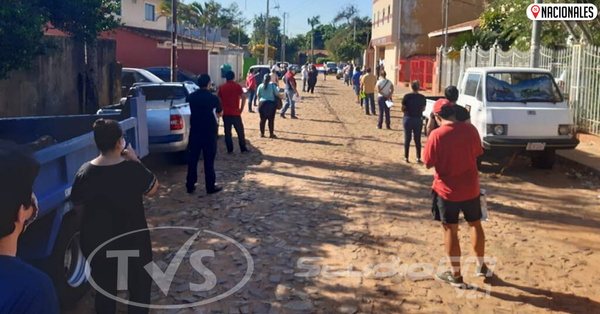 Fueron a desmatricular a sus hijos, pero colegio privado estaba cerrado