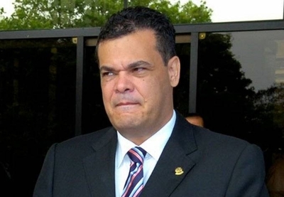 HOY / Instan a iniciar proceso de pérdida de investidura de Robert Acevedo