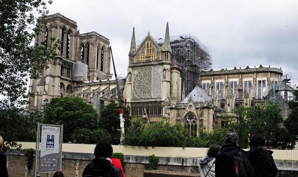 Reanudan trabajos de reconstrucción de la catedral de Notre Dame » Ñanduti