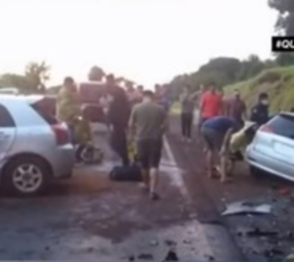 Una mujer fallecida en violento accidente en Itapúa - Paraguay.com