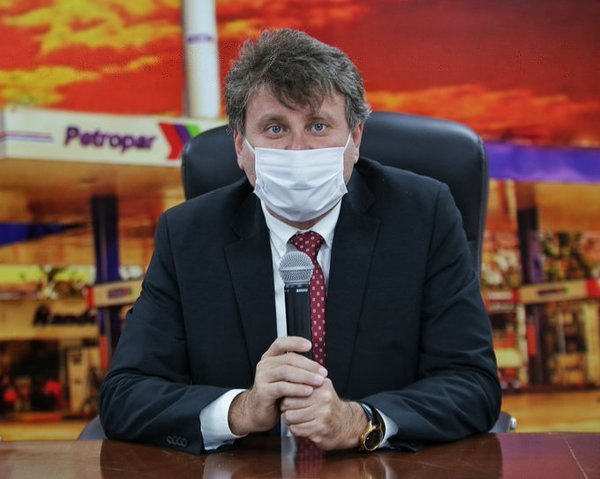 Denis Lichi asume la presidencia de Petropar » Ñanduti