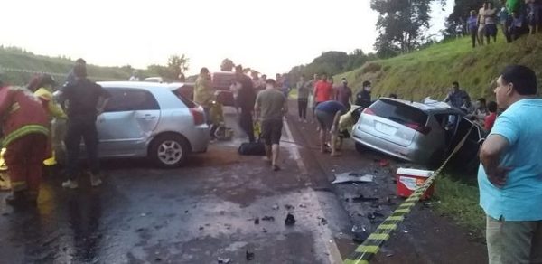 Fatal saldo de accidente rutero en Itapúa: una mujer fallecida y tres personas gravemente heridas - ADN Paraguayo
