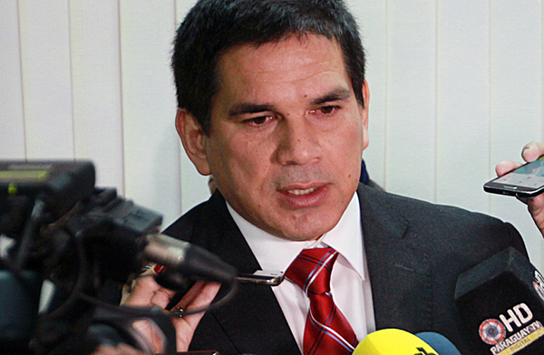 Gobernación y Hospital de Paraguarí accionan ante la Covid-19 - .::RADIO NACIONAL::.