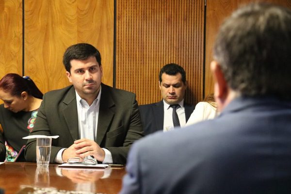 Formulario de Contraloría para Declaraciones Juradas es muy confuso, critica Diputado - Paraguay Informa