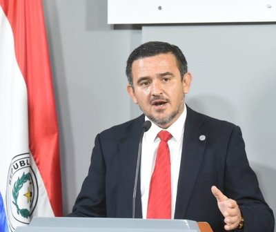 Petta amenaza con suspender alimentos a niños que no realicen la tarea
