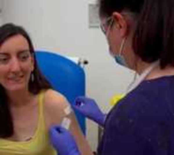 Científica se somete a vacuna experimental contra coronavirus - Paraguay.com