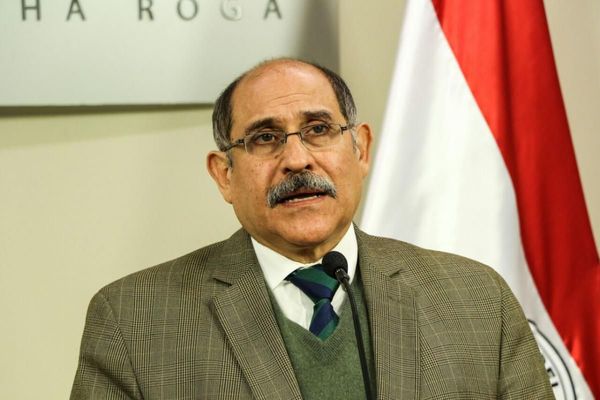 Ex ministro dice: “Se debe garantizar la salud y la seguridad”