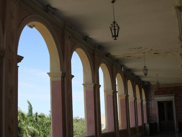 Advierten sobre posible colapso del ala oeste del Palacio de Gobierno