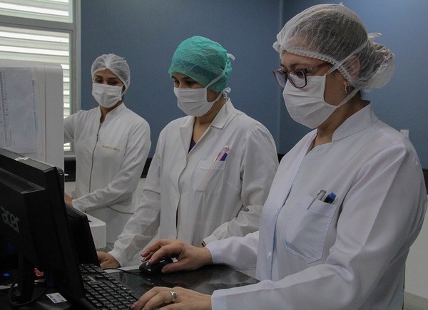 El BID financiará entrenamiento para médicos en la atención a pacientes críticos con COVID-19 - Paraguay Informa
