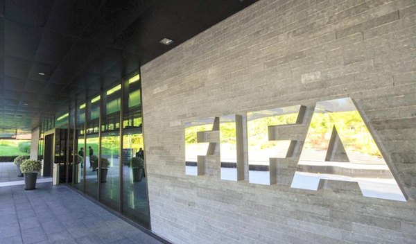 FIFA analiza ampliar número de cambios | Crónica