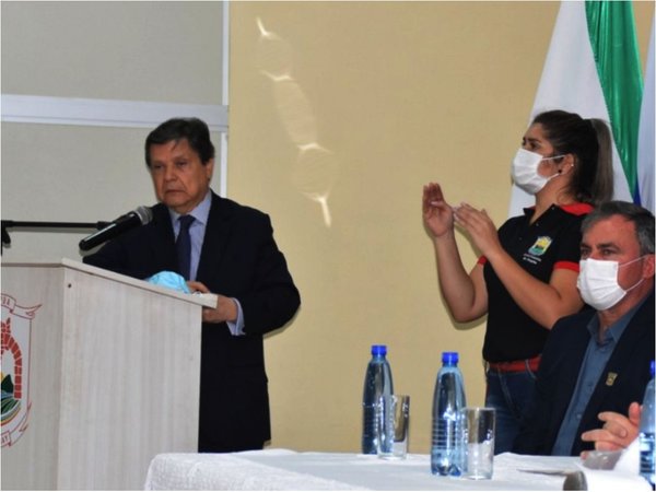Pese a presión, Acevedo ratificó que las fronteras seguirán cerradas