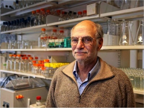 Grupo de científicos recomienda uso del antiviral remdesivir